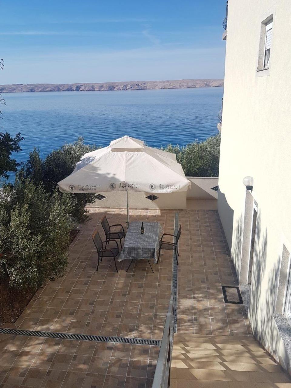 Apartments Domagoj - On The Beach Lukovo Šugarje Kültér fotó